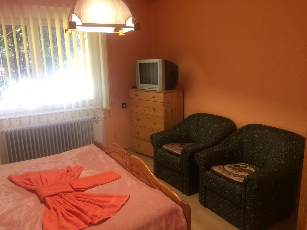 Friends Villa Apartments 2 Héviz Zewnętrze zdjęcie